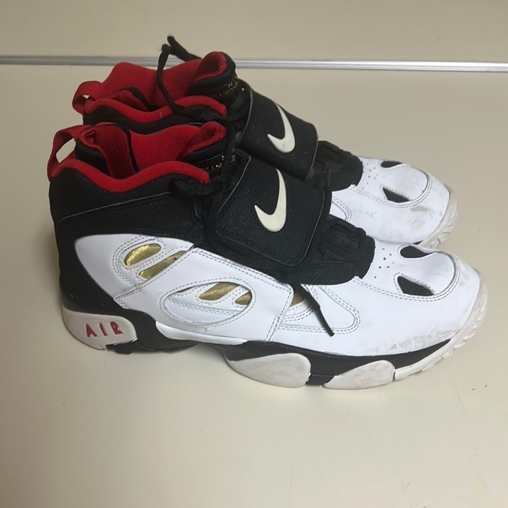 Nike Air Diamond Turf 2 : Deion Sanders